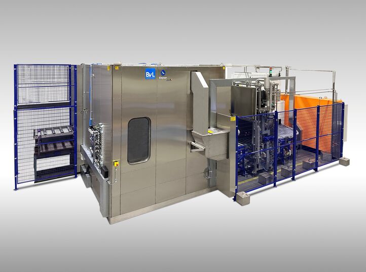 Flexible, modulare Reinigungslösung für große Schwungradgehäuse in der Nutzfahrzeugindustrie